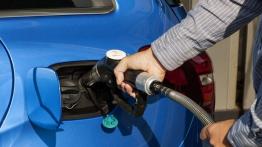 Mercedes klasy B Natural Gas Drive (W 242) Facelifting - wlew paliwa