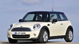 Mini Cooper II D Facelifting - widok z przodu