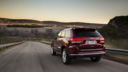 Jeep Grand Cherokee IV Facelifting - widok z tyłu