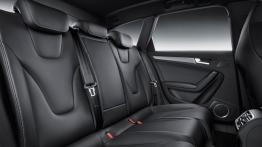 Audi S4 Avant Facelifting - tylna kanapa