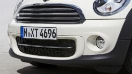 Mini Cooper II D Facelifting - grill