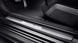 Mercedes E 63 AMG (W212) sedan Facelifting - listwa progowa