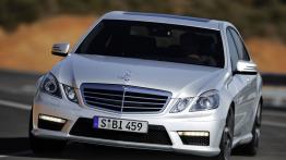 Mercedes Klasa E 63AMG - widok z przodu