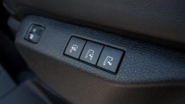 Rodzinny samochód dla VIP-ów – Peugeot Traveller Business VIP Long