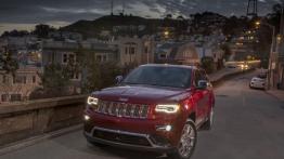 Jeep Grand Cherokee IV Facelifting - widok z przodu