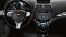 Przegląd rynku nowych samochodów: tanie auta z LPG