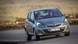 Opel Corsa D Hatchback 5d Facelifting - widok z przodu