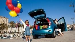 Suzuki Splash Facelifting - tył - bagażnik otwarty