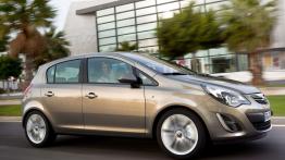 Opel Corsa D Hatchback 5d Facelifting - prawy bok