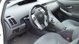 Toyota Prius III - 2 l benzyny na 100 km?