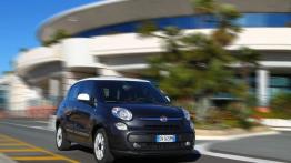 Fiat 500L 1.6 MultiJet 105 KM - widok z przodu