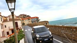 Fiat 500L 1.6 MultiJet 105 KM - widok z przodu