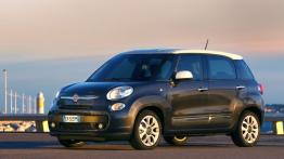 Fiat 500L 1.6 MultiJet 105 KM - lewy bok