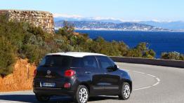 Fiat 500L 1.6 MultiJet 105 KM - widok z tyłu