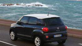 Fiat 500L 1.6 MultiJet 105 KM - widok z tyłu