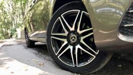 Mercedes-Benz V 250d 4Matic – rodzinny autobus czy firmowa taksówka?