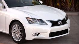 Lexus GS IV 450h (2012) - wersja amerykańska - przód - reflektory wyłączone
