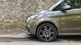 Mercedes-Benz V 250d 4Matic – rodzinny autobus czy firmowa taksówka?