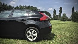 Volvo V40 – koniec z linijką