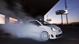 Abarth 500 - wersja amerykańska - prawy bok