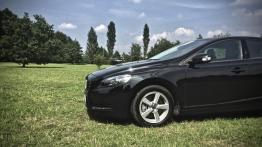 Volvo V40 – koniec z linijką
