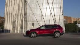 Jeep Cherokee KL (2014) Limited - wersja europejska - lewy bok