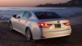 Lexus GS IV 450h (2012) - wersja amerykańska - widok z tyłu