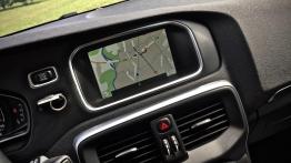 Volvo V40 – koniec z linijką