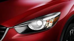 Mazda CX-5 Facelifting (2016) - lewy przedni reflektor - włączony