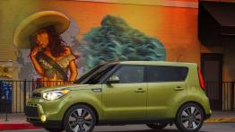 Kia Soul Facelifting (2014) - wersja amerykańska - lewy bok