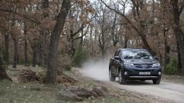 Toyota RAV4 IV - wersja europejska - widok z przodu