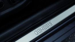 Hyundai Genesis II (2014) - wersja europejska - listwa progowa
