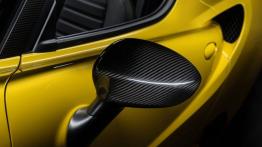 Alfa Romeo 4C Spider (2016) - wersja amerykańska - lewe lusterko zewnętrzne, przód