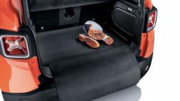Jeep Renegade Limited (2015) - wersja europejska - bagażnik, akcesoria