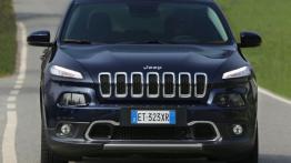 Jeep Cherokee KL (2014) Limited - wersja europejska - widok z przodu