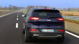 Jeep Cherokee KL (2014) Limited - wersja europejska - widok z tyłu
