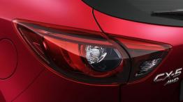 Mazda CX-5 Facelifting (2016) - lewy tylny reflektor - wyłączony