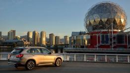 BMW X5 III (2014) xDrive30d - wersja amerykańska - prawy bok