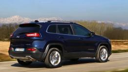 Jeep Cherokee KL (2014) Limited - wersja europejska - widok z tyłu