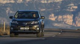 Toyota RAV4 IV - wersja europejska - widok z przodu