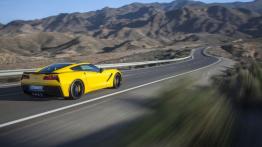 Chevrolet Corvette C7 Stingray Coupe (2014) - wersja europejska - widok z tyłu