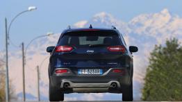 Jeep Cherokee KL (2014) Limited - wersja europejska - widok z tyłu
