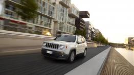 Jeep Renegade Limited (2015) - wersja europejska - widok z przodu