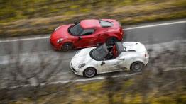 Alfa Romeo 4C Spider (2016) - wersja amerykańska - widok z góry
