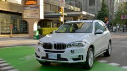 BMW X5 III (2014) xDrive50i - wersja amerykańska - widok z przodu
