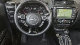 Kia Soul Facelifting (2014) - wersja amerykańska - kokpit