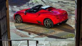 Alfa Romeo 4C Spider (2016) - wersja amerykańska - widok z góry