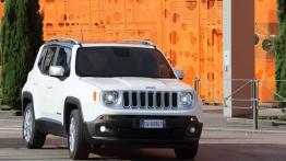 Jeep Renegade Limited (2015) - wersja europejska - widok z przodu