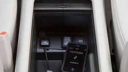 Honda CR-V IV - wersja amerykańska - podłokietnik przedni