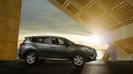 Toyota RAV4 IV - wersja europejska - prawy bok